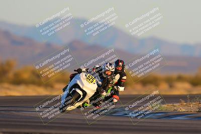 media/Jan-21-2023-CVMA (Sat) [[b9eef8ba1f]]/Race 13 500 Supersport-350 Supersport/